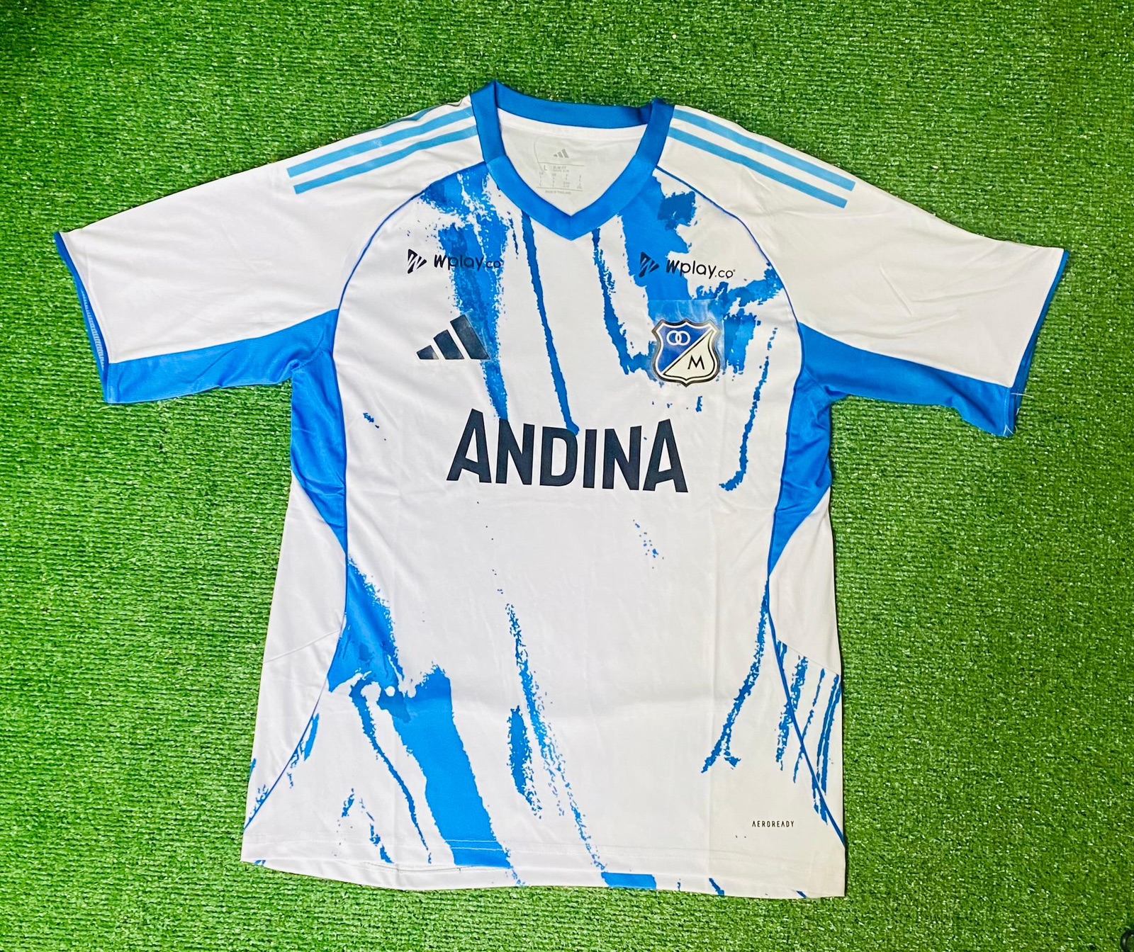 Camisa Millonarios FC Blanca