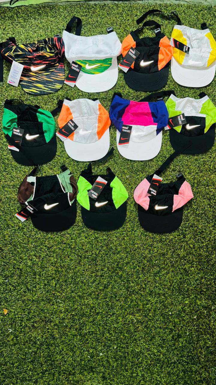 Gorras Adidas y Nike 4